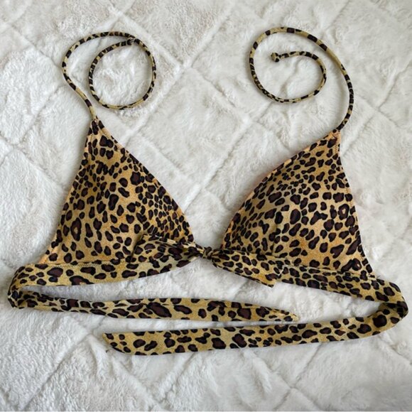 Victoria's Secret | Cheetah Print Front Tie Triangle Bikini Top | Size Large - Picture 2 of 11